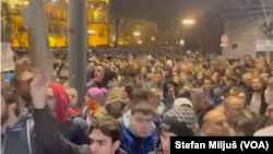 Protest u centru Beograda (Foto: VOA)