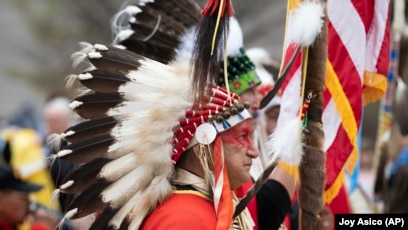 29 Different Countries with Red, White, and Blue Flags - AZ Animals