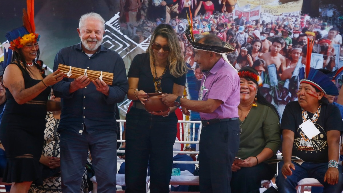 Brazil's President Offers Support to Territorial Claims of Indigenous Groups - Vimarsana News