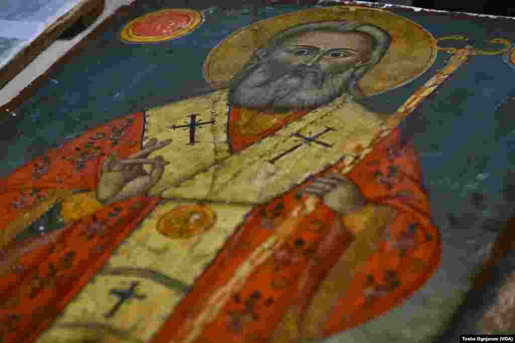 Враќање на украдени икони од македонски цркви / Albania returns 20 stolen icons to North Macedonia