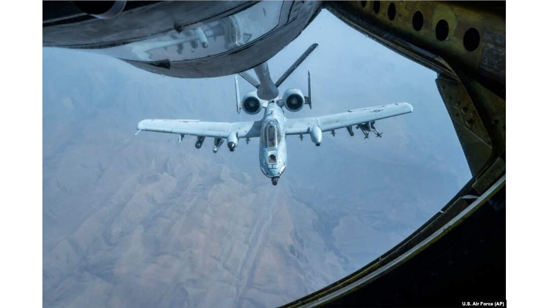 A U.S. Air Force A-10 Thunderbolt II receives fuel from a KC-135 Stratotanker near the Strait of Hormuz, July 21, 2023.