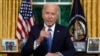 Presiden Joe Biden berpidato dari Ruang Oval Gedung Putih di Washington, 24 Juli 2024, tentang keputusannya untuk mundur dari pencalonannya kembali sebagai presiden dari Partai Demokrat. (Pool via AP)