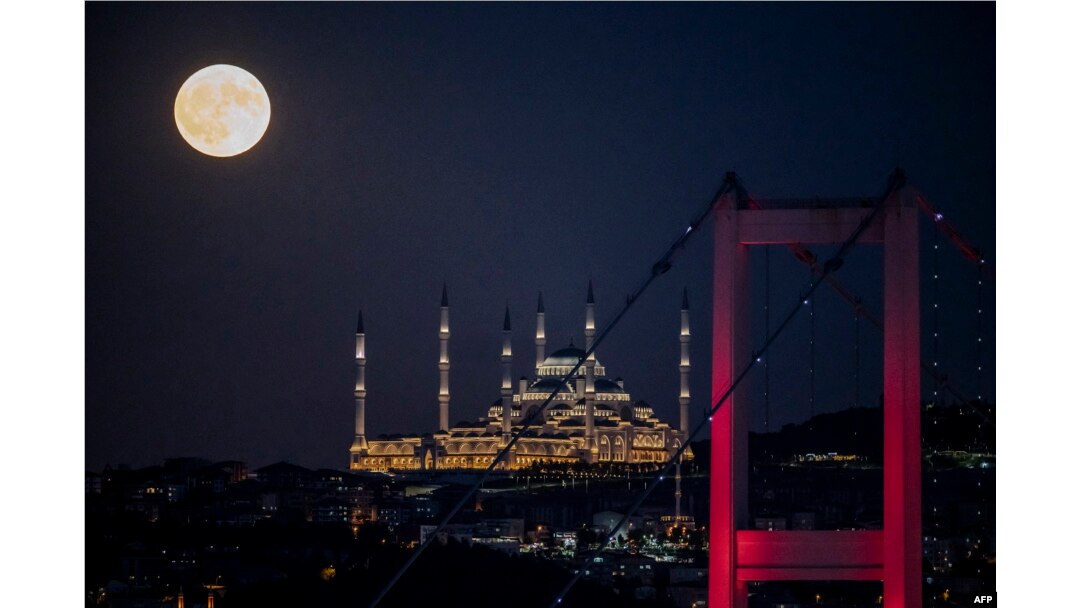 Son olarak Süper Mavi Ay İstanbul'dan da gözlenebilmişti.