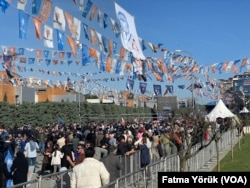 AK Parti'nin İBB adayı Murat Kurum, Cumhurbaşkanı ve AK Parti Genel Başkanı Recep Tayyip Erdoğan'la birlikte İstanbul'un Sultanbeyli ve Sancaktepe ilçelerinde miting düzenledi