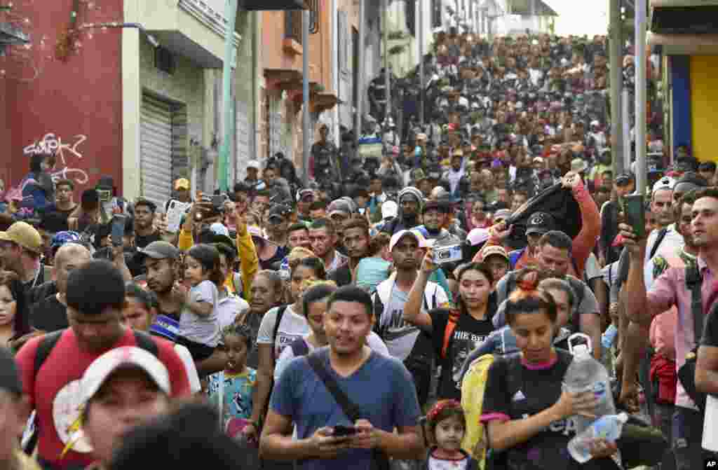 Migrants walk to Mexico City from Tapachula, Chiapas state, Mexico, April 23, 2023.