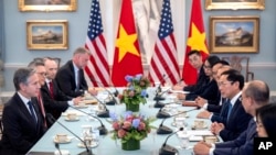 Ngoại trưởng Mỹ Antony Blinken đối thoại với Ngoại trưởng Việt Nam Bui Thanh Son, trụ sở Bộ Ngoại giao Mỹ, ngày 25/3/2024.