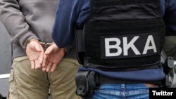 A photo Germany's Federal Criminal Police (BKA) posted on Twitter announcing the detention of an individual suspected of planning to carry out an explosives attack motivated by Islamic extremism. (@BKA/Twitter)