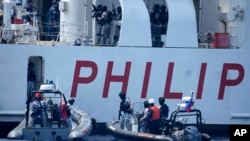 菲律宾、美国和日本的海岸警卫队在菲律宾海岸外举行海岸防卫联合演习。（2023年6月6日）