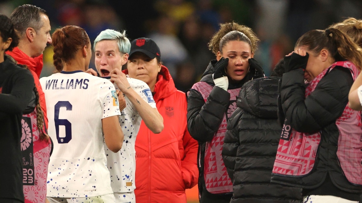 Defending champion U.S. crashes out of Women's World Cup after losing to  Sweden on penalty kicks - Washington Times