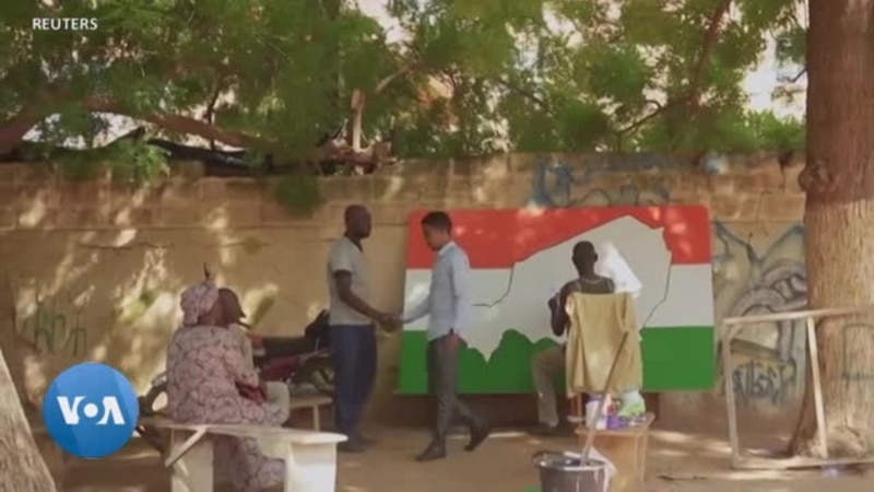 Les artistes nigériens espèrent l'unité après le coup d'Etat