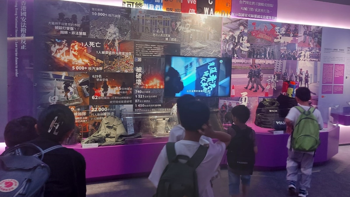 香港开办国家安全展览 前示威者直斥歪曲历史