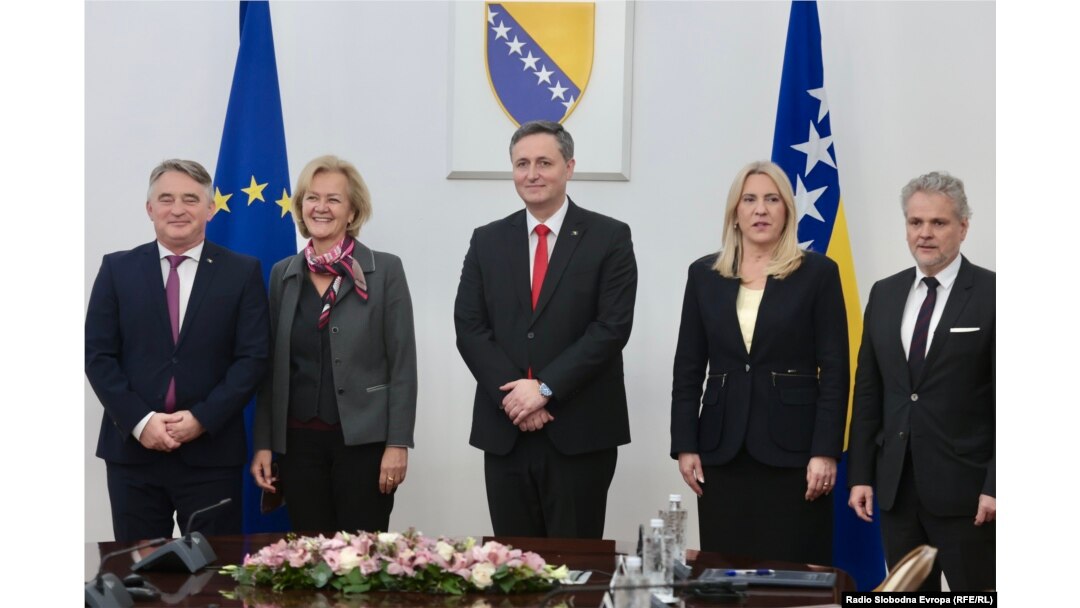 Generalna direktorica za Evropu pri Službi EU za vanjske poslove Angelina Eichhorst tokom susreta sa članovima Predsjedništva BiH, 6. februar 2024.