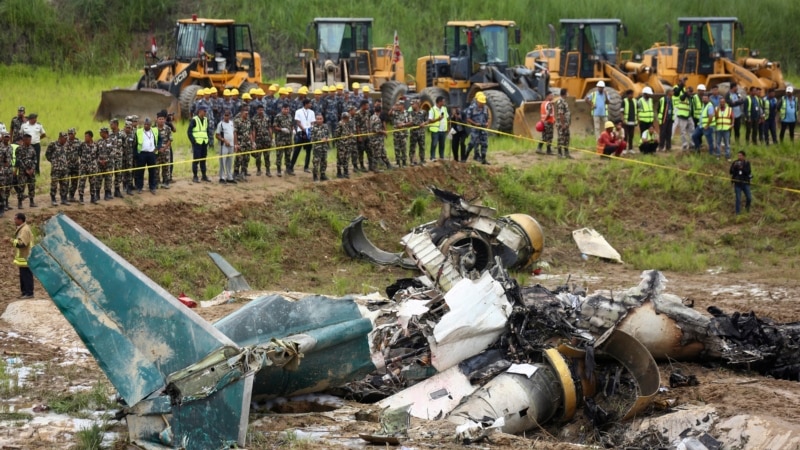 Nepal plane crash kills 18