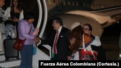 Un total de 110 colombianos llegan a Colombia procedentes de Israel en la madrugada del viernes 13 de octubre. [Foto: Cortesía Fuerza Aérea Colombiana].
