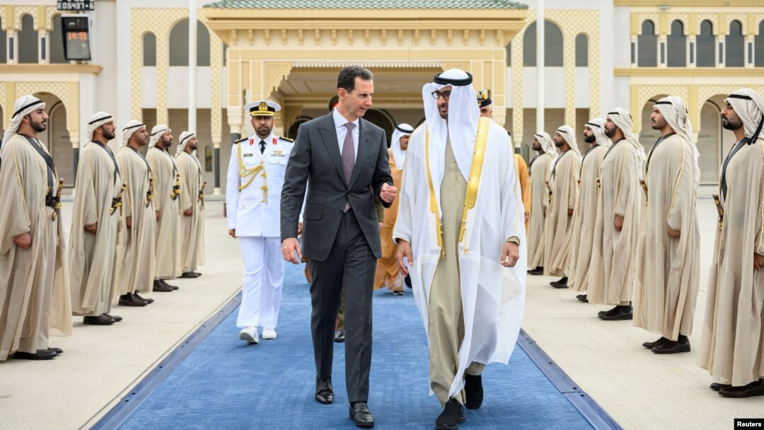 President of the UAE Sheikh Mohamed bin Zayed al-Nahyan bids farewell to Syrian President Bashar al-Assad at the Presidential Airport in Abu Dhabi, UAE, March 19, 2023. (Abdulla al-Neyadi/UAE Presidential Court/Handout via Reuters) 