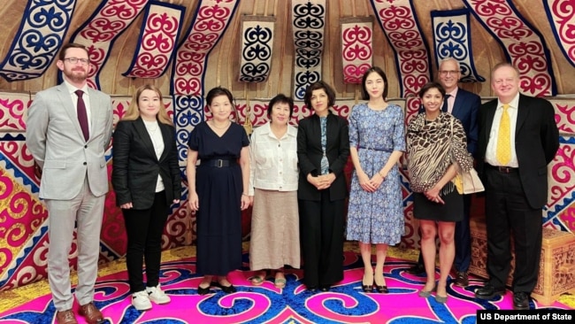FILE - U.S. officials meet with Kazakh professionals promoting women’s economic empowerment in Central Asia, including Afghanistan, July 27, 2023. (U.S. State Department)