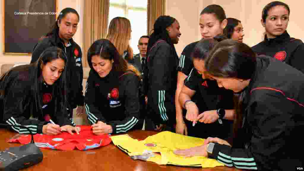 La futbolista colombo estadounidense Ángela Barón, que juega para el club Atlético Nacional de Medellín, de la Liga Femenina, que en este segundo semestre de 2023 no tendrá competencia porque la División Mayor del Fútbol Colombiano (Dimayor) anunció a inicios del año un solo torneo de cinco meses que finalizó el 30 de junio.&nbsp;