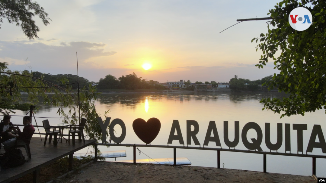 Arauquita, municipio colombiano ubicado en el departamento de Arauca, el lugar donde tuvo lugar el secuestro del sargento Bravo el pasado 14 de febrero. [Foto: Federico Buelvas, VOA].
