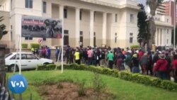 Angry Vendors Protesting Against Eviction ...