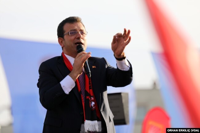 İBB Başkanı Ekrem İmamoğlu, Beşiktaş Meydanı'ndan konuştu (Arşiv foto)