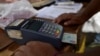 Los límites de las tarjetas de crédito de los venezolanos oscilan apenas entre 1 y 150 bolívares, es decir, desde centavos de dólares hasta poco más de 6 dólares. 