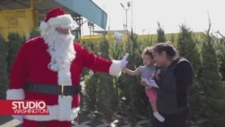 Los Angeles: Kompanija za reciklažu nudi božićna drvca u zamjenu za smeće