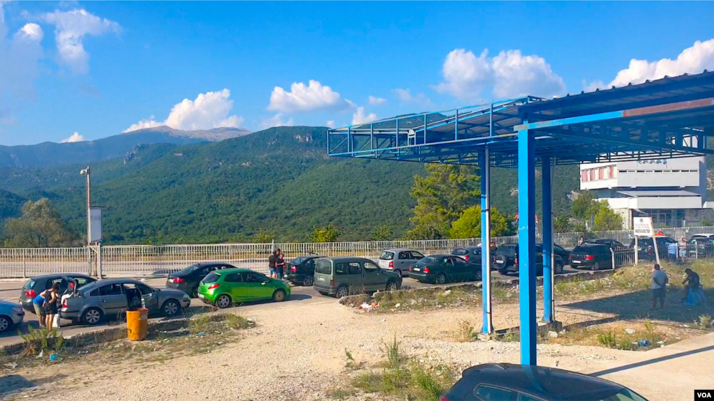 Shqiptarët përfituan në vitin 2022 numrin më të madh të lejeqëndrimeve në Europë