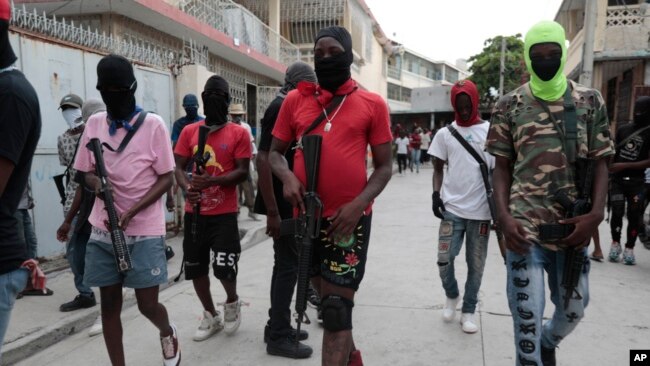 https://gdb.voanews.com/01000000-0aff-0242-b9ac-08dbbbd05b73_w650_r1_s.jpg