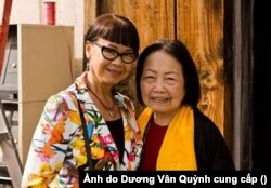 Vân Quỳnh và nhà văn Nhã Ca tại Nam California năm 2019 (Ảnh do Dương Vân Quỳnh cung cấp)