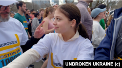 Українка Яна Степаненко здолала 5 км на Бостонському марафоні. Відео