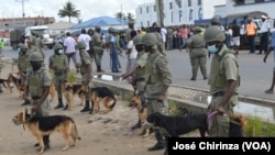 Polícia com cães na Beira impede marcha de homenagem ao rapper Azagaia, Moçambique, 18 Março 2023