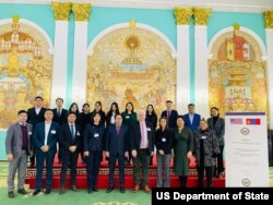미국이 몽골 국가대테러위원회와 협력해 북한의 대량살상무기 관련 유엔 제재 이행에 관한 워크숍을 지난 14~16일 진행했다며, 몽골 주재 미국대사관이 사진을 공개했다.
