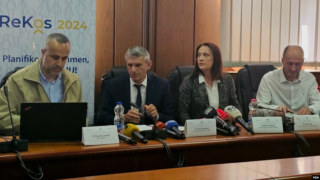 Konferencija za novinare predstavnika Agencije za statistiku Kosova (Foto: Budimir Ničić/VOA)