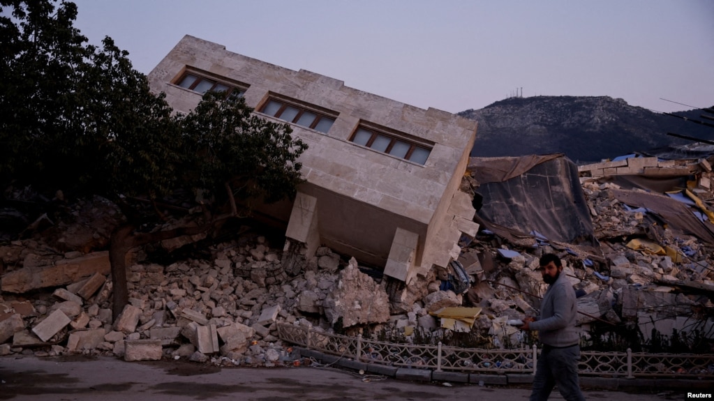 Një tjetër tërmet godet Turqinë, një i vdekur mbi 100 të plasogur