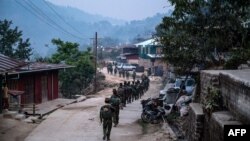 ယခင်မှတ်တမ်းရုပ်ပုံ | ရှမ်းပြည်မြောက်ပိုင်း နန့်ဆန်မြို့နယ်အနီးမှာ ကင်းလှည့်နေတဲ့ TNLA တအာန်းတပ်မတော် စစ်သားများကိုတွေ့ရစဉ် (မတ် ၉၊ ၂၀၂၃)