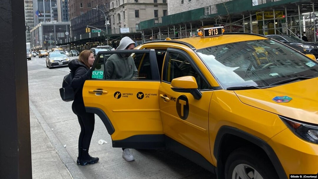 Eylem Tok ve Timur Cihantimur New York'ta görüntülenmişti