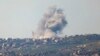 Esta imagen tomada desde Israel a lo largo de la frontera con el sur del Líbano muestra humo que se eleva sobre la aldea libanesa de Bint Jbeil durante un bombardeo israelí, el 28 de febrero de 2024.