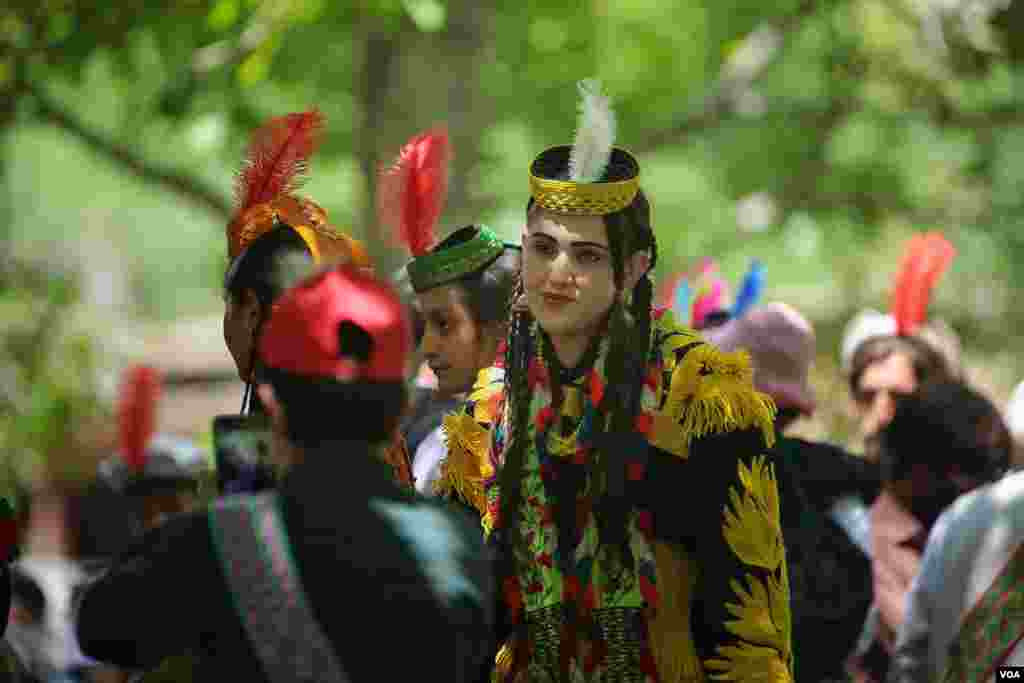 جشنوارهٔ کالاش چیلهم جوشی در ساحهٔ هونزه در ایالت خیبرپشتونخواه پاکستان &nbsp;