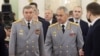 والری گراسیموف، رئیس ستاد ارتش روسیه، و سرگئی شویگو، وزیر دفاع پیشین روسیه.