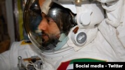 سلطان النیادی، فضانورد ۴۱ ساله اماراتی