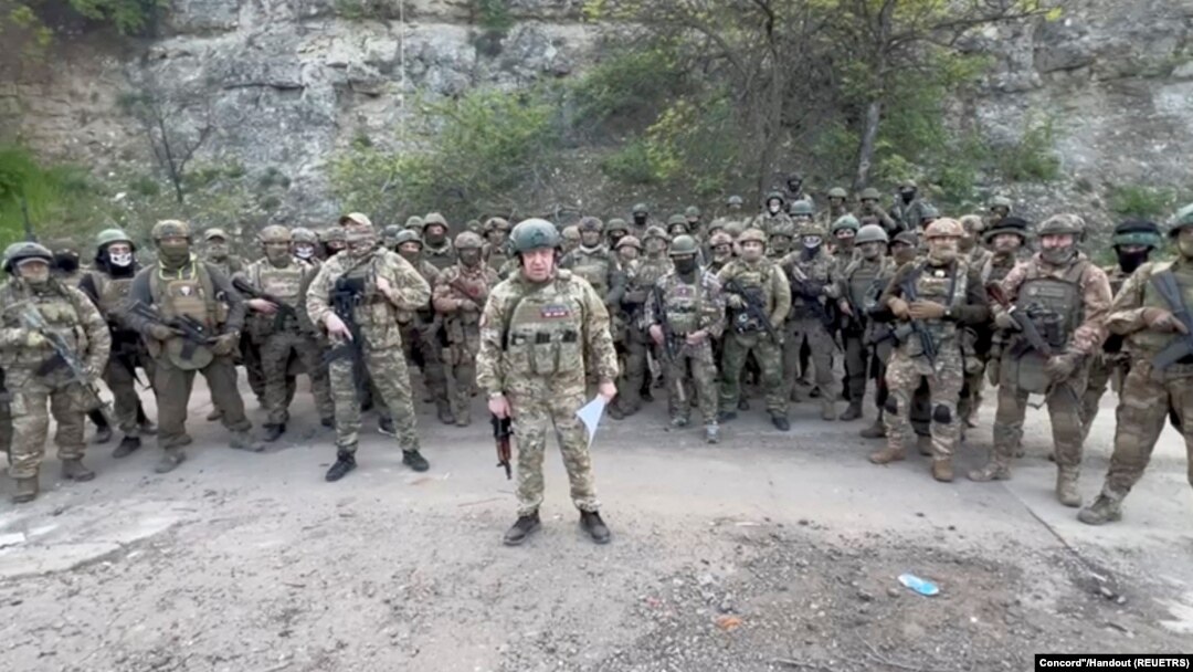Евгениј Пригожин веќе некое време се жали дека неговите платеници во Украина не добиваат доволно поддршка од Русија