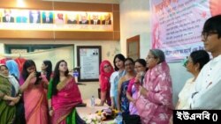 আন্তর্জাতিক নারী দিবস উপলক্ষ্যে চাঁদপুরে উইমেন চেম্বার অফ কমার্স অ্যান্ড ইন্ডাস্ট্রি আয়োজিত উদ্যোক্তাদের মেলায় বক্তব্য রাখছেন শিক্ষামন্ত্রী দীপু মনি। ১০ মার্চ, ২০২৩। 