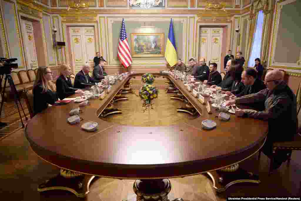 Ukraine&#39;s President Volodymyr Zelenskiy and U.S. President Joe Biden attend a meeting in Kyiv, Feb. 20, 2023,&nbsp;amid Russia&#39;s attack on Ukraine.
