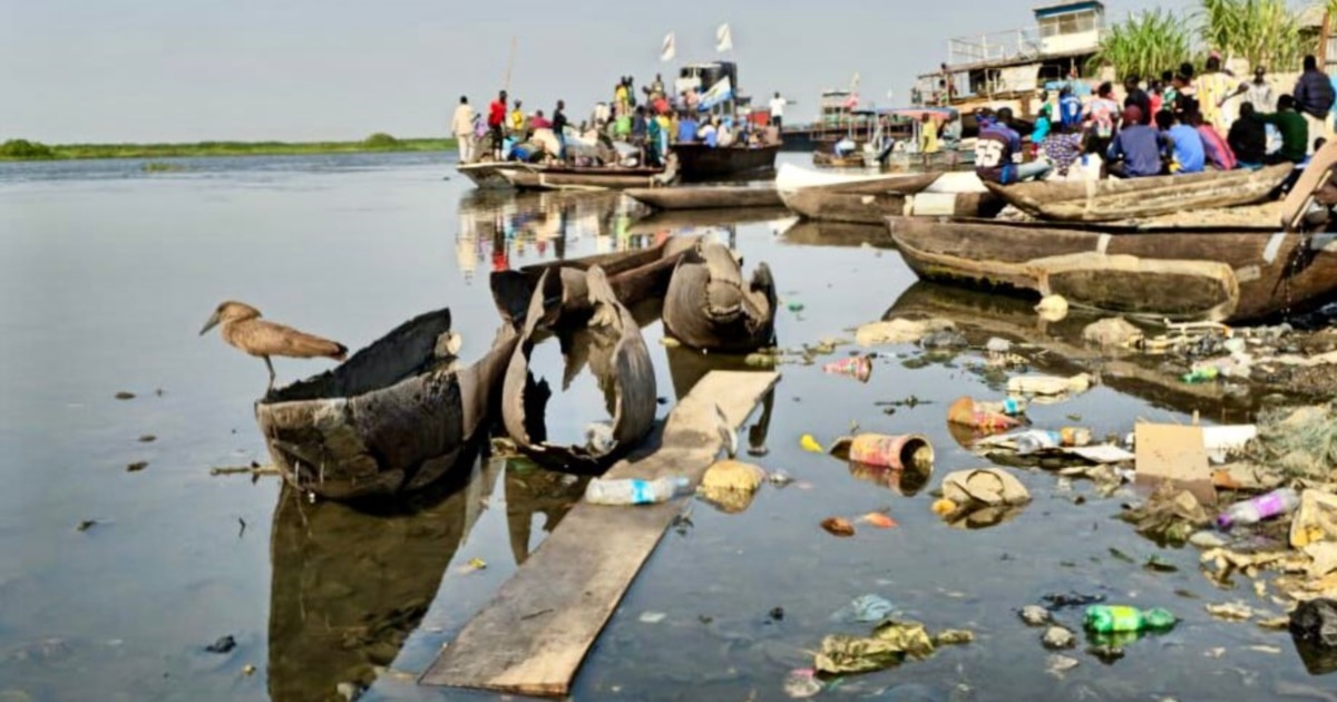Africa's Nile River suffocating with waste