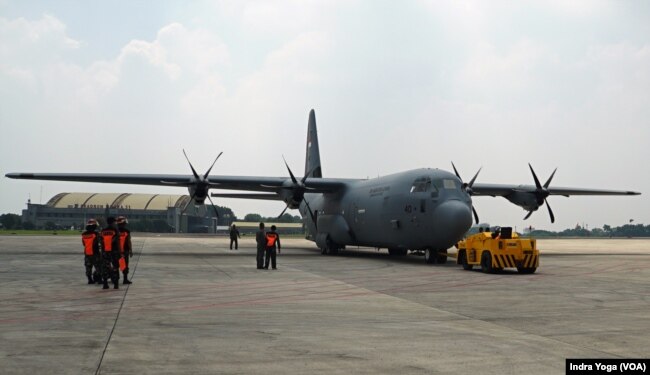 Dalam perjalanannya, Pesawat Hercules TNI-AU yang membawa bantuan kemanusiaan ke Palestina akan menempuh waktu selama 10 hari perjalanan pergi pulang yang melalui sejumlah negara transit seperti Myanmar, India dan UEA. (VOA)