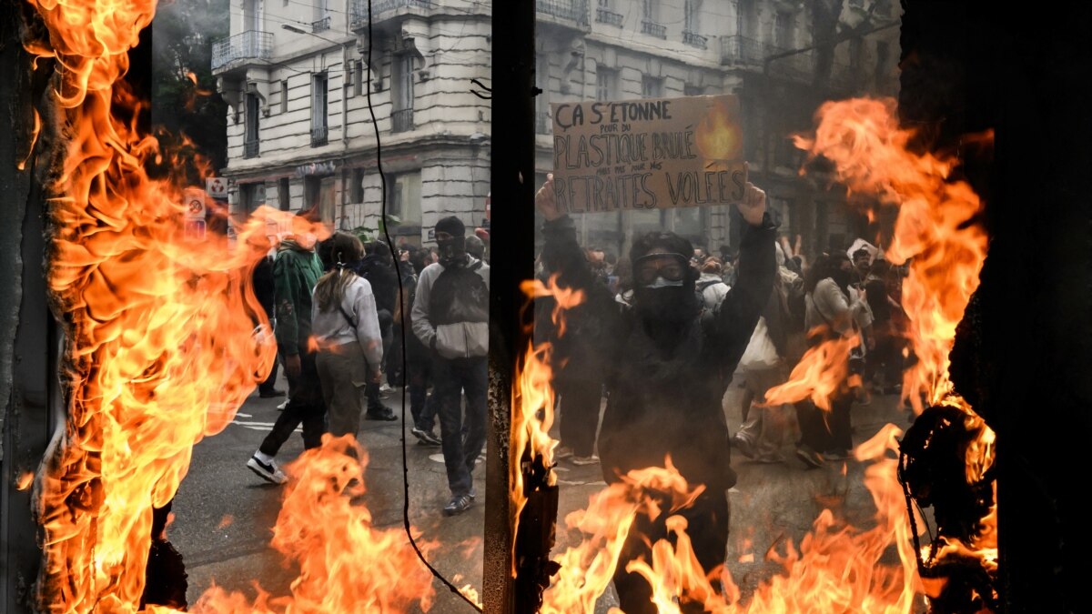 May Day: World's Workers Rally, France Sees Pension Anger