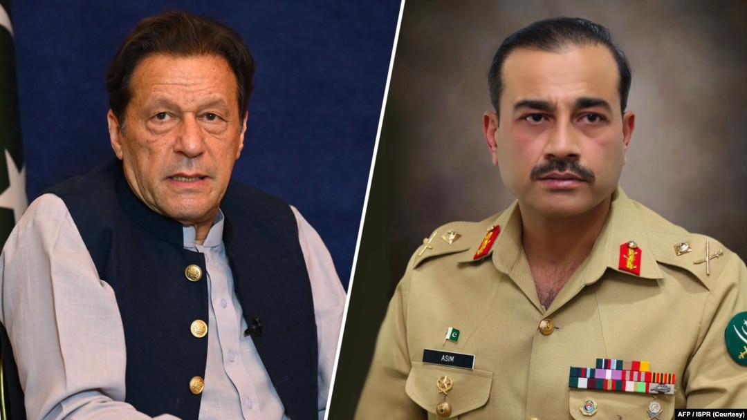 د مرکې په پاې کې چې کله د عمران خان نه وپوښتل شو چې د پوځ د مشر سره به يې اړيکې څنګه سمېږي نو هغه وویل " زما د پوځ  د مشر سره هېڅ مسله نشته او نه مې ورسره مخکې څه لانجه وه، هغوي ته زما نه مسله ده."