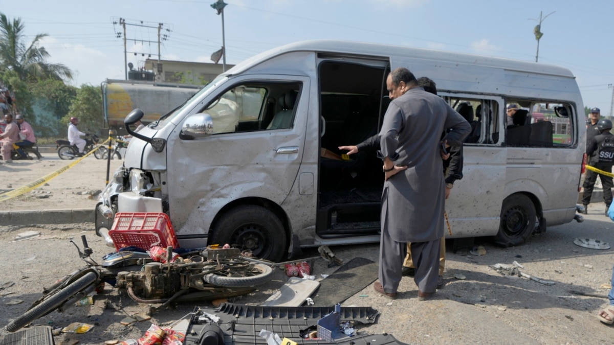 5 Japanese Nationals Narrowly Survive Karachi Suicide Attack, Police Say
