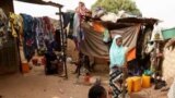 Tenin don, marifatigi minnu tɔgɔ ma dɔn, olu ye binkanni kɛ Dourou dugu kan Bandiagara lamini na. 