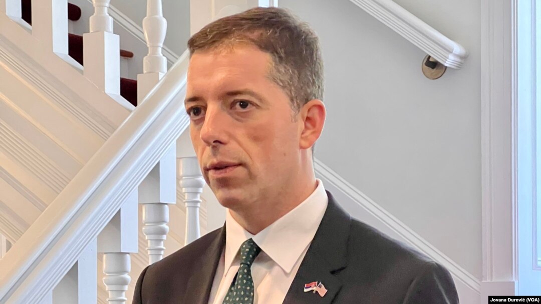 Ministar spoljnih poslova Srbije Marko Đurić u ambasadi Srbije u Vašingtonu, 10. jul 2024. (VOA)